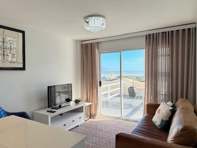 1 Bedroom Property for Sale in Waves Edge Western Cape